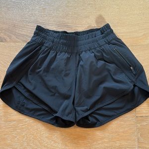 Lululemon Running Shorts - black size 4